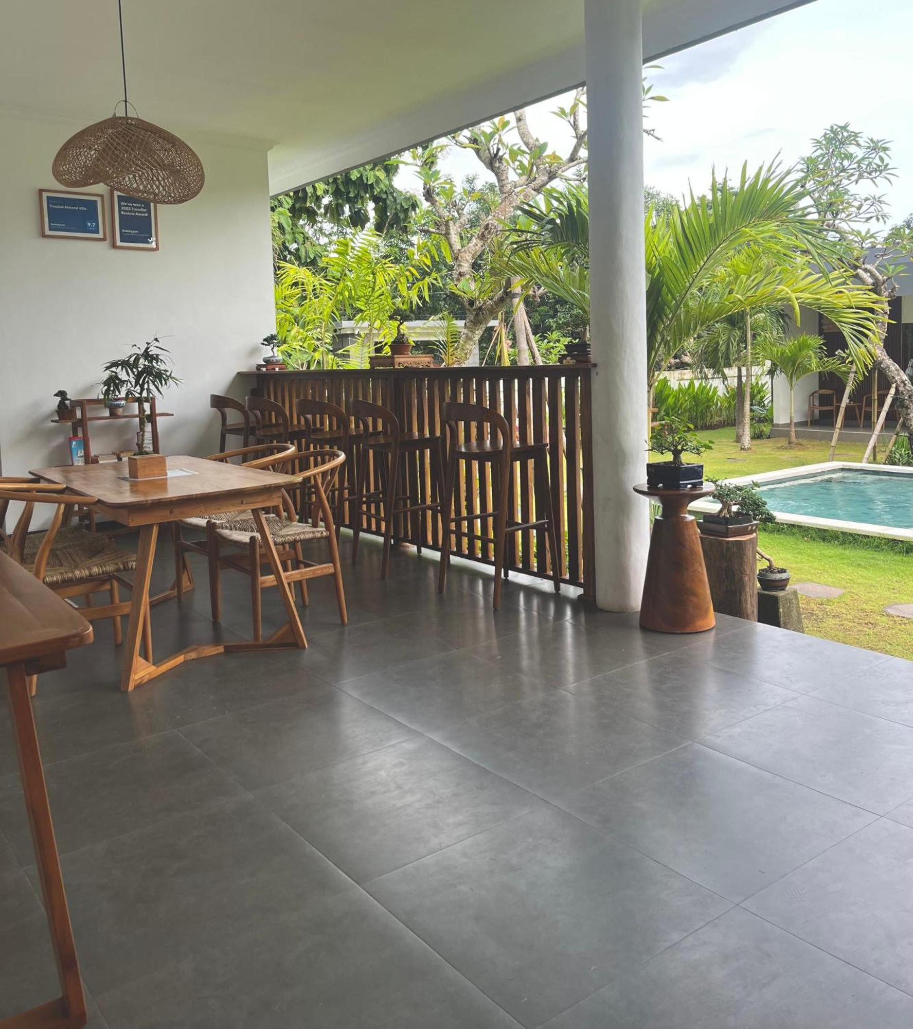 Tropical Almond Villa Uluwatu Eksteriør bilde